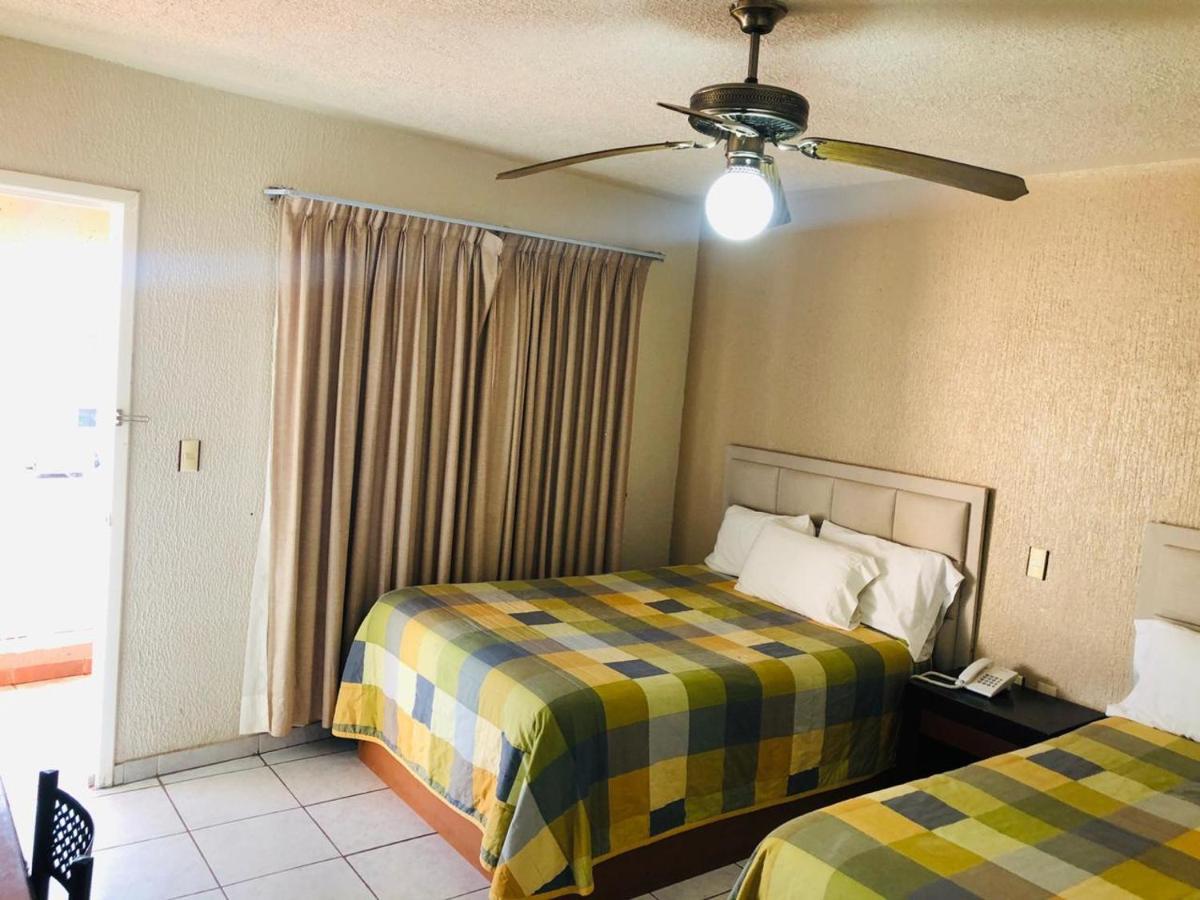 Villa Hidalgo  Hotel Los Vergeles מראה חיצוני תמונה